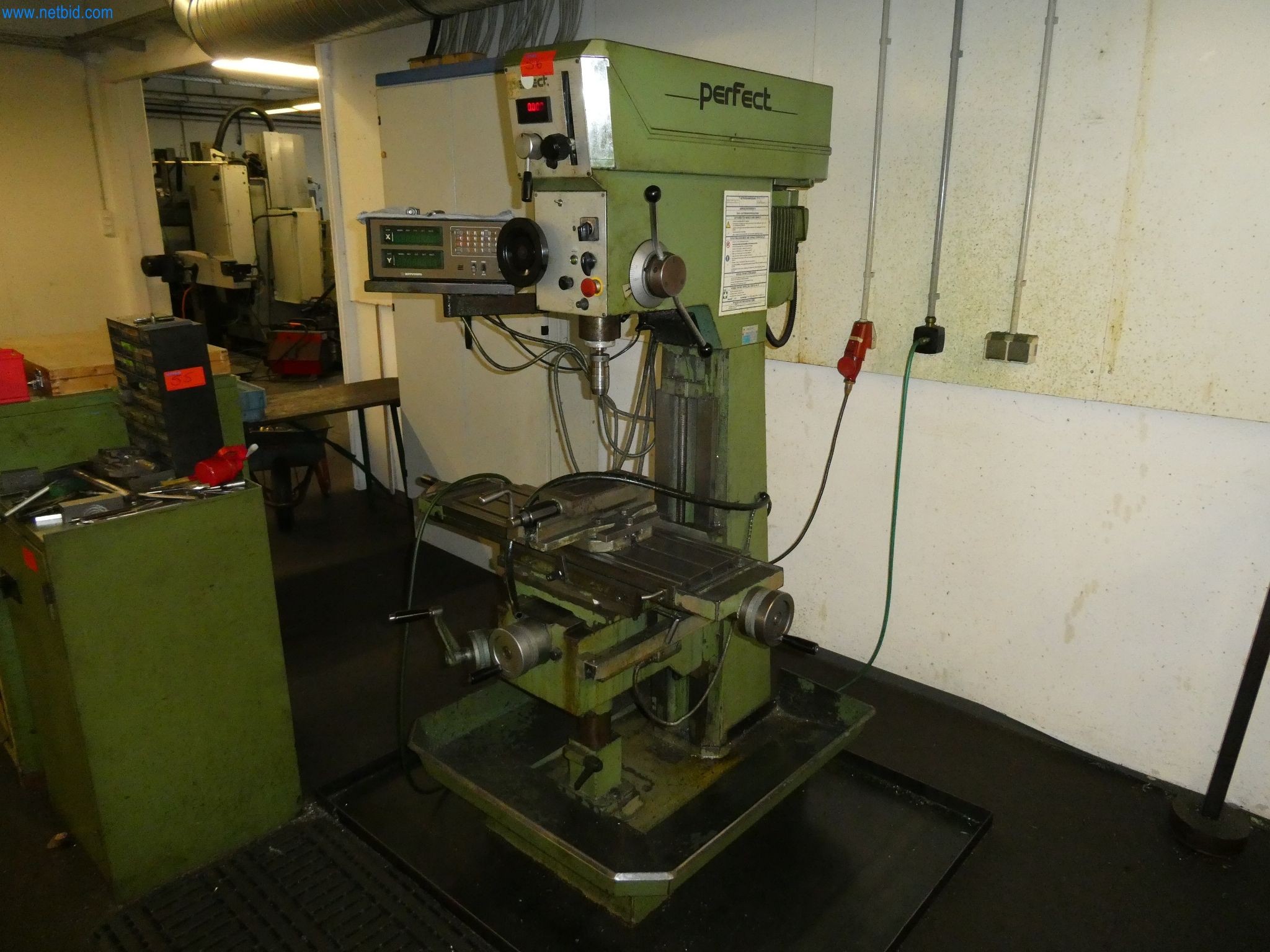 Máquinas do sector do fabrico CNC e da construção mecânica-1