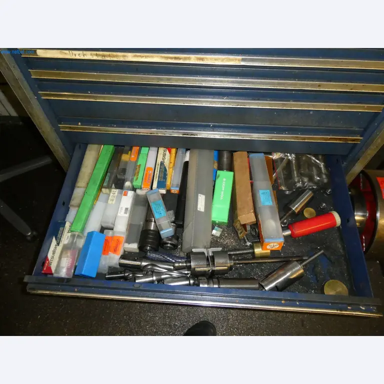 Machines op het gebied van CNC-productie en machinebouw-16