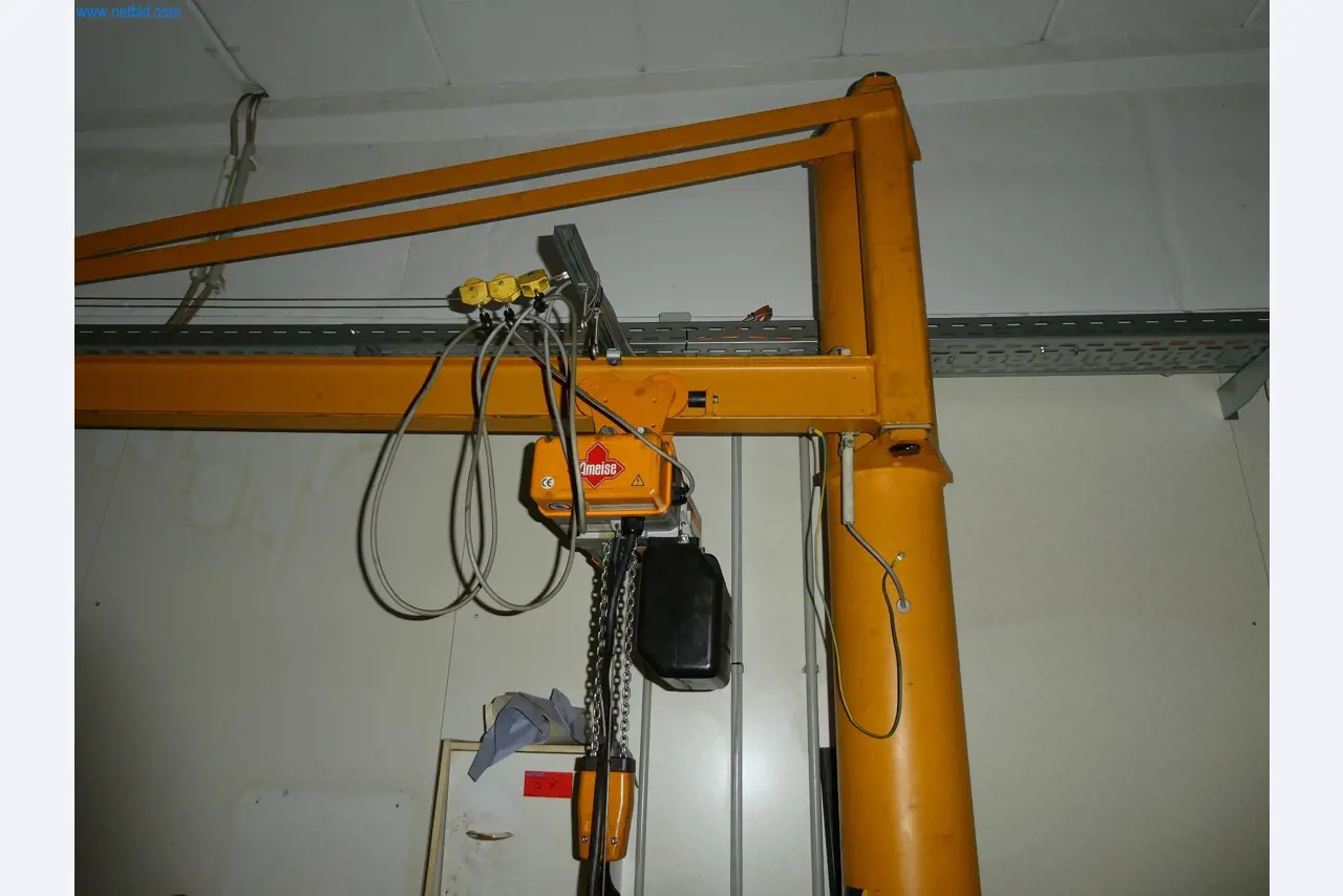 Stroje z oblasti CNC výroby a strojírenství-3