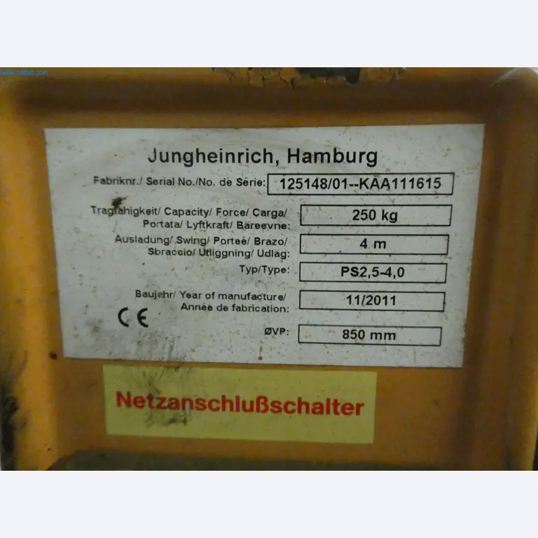 Stroje z oblasti CNC výroby a strojírenství-4