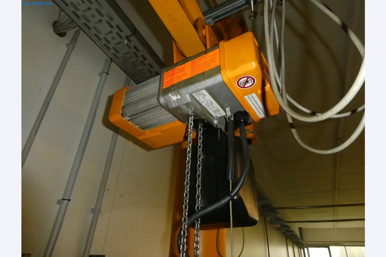 Stroje z oblasti CNC výroby a strojírenství-5