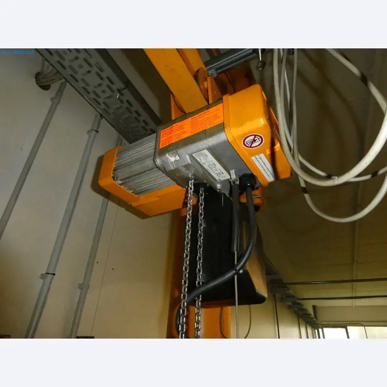 Stroje z oblasti CNC výroby a strojírenství-5