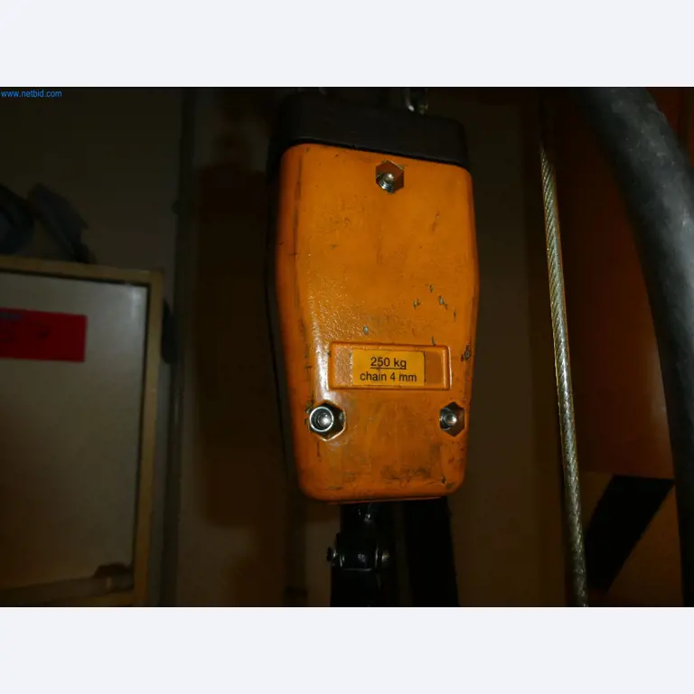 Stroje z oblasti CNC výroby a strojírenství-6