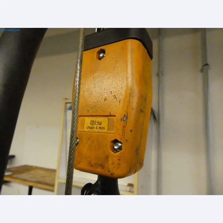 Stroje z oblasti CNC výroby a strojírenství-7