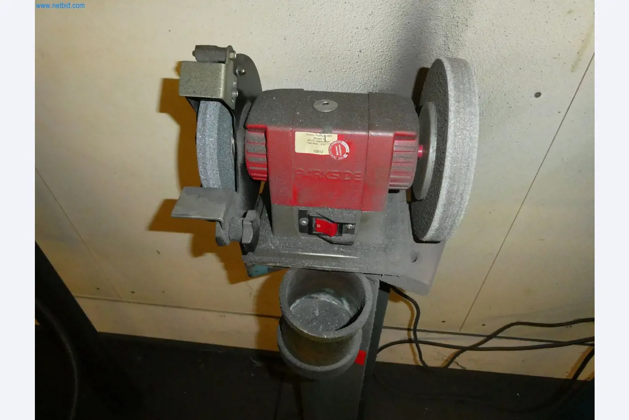 Máquinas del ámbito de la fabricación CNC y la ingeniería mecánica-1