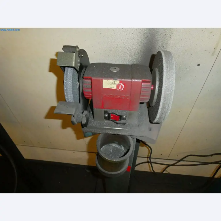 Máquinas del ámbito de la fabricación CNC y la ingeniería mecánica-1