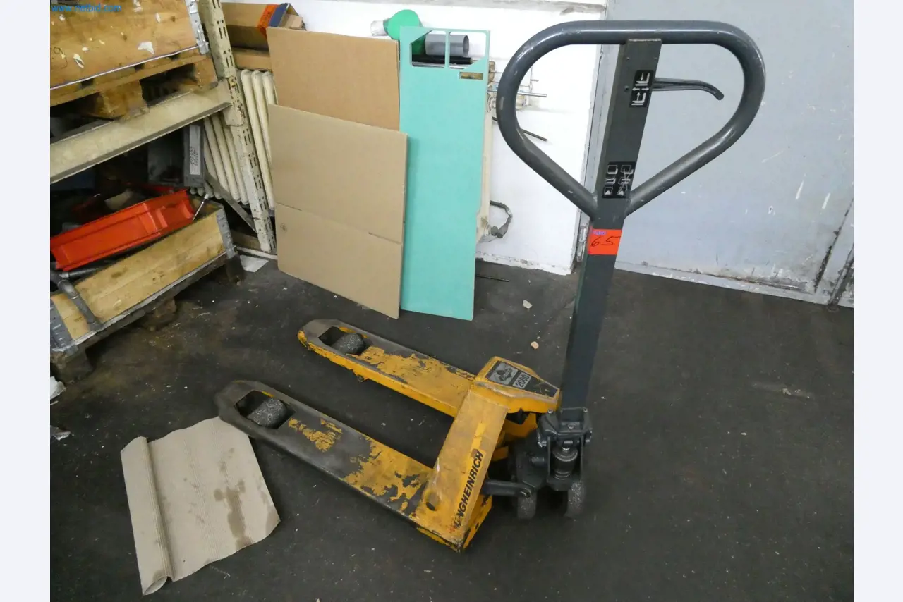 Stroje z oblasti CNC výroby a strojírenství-4