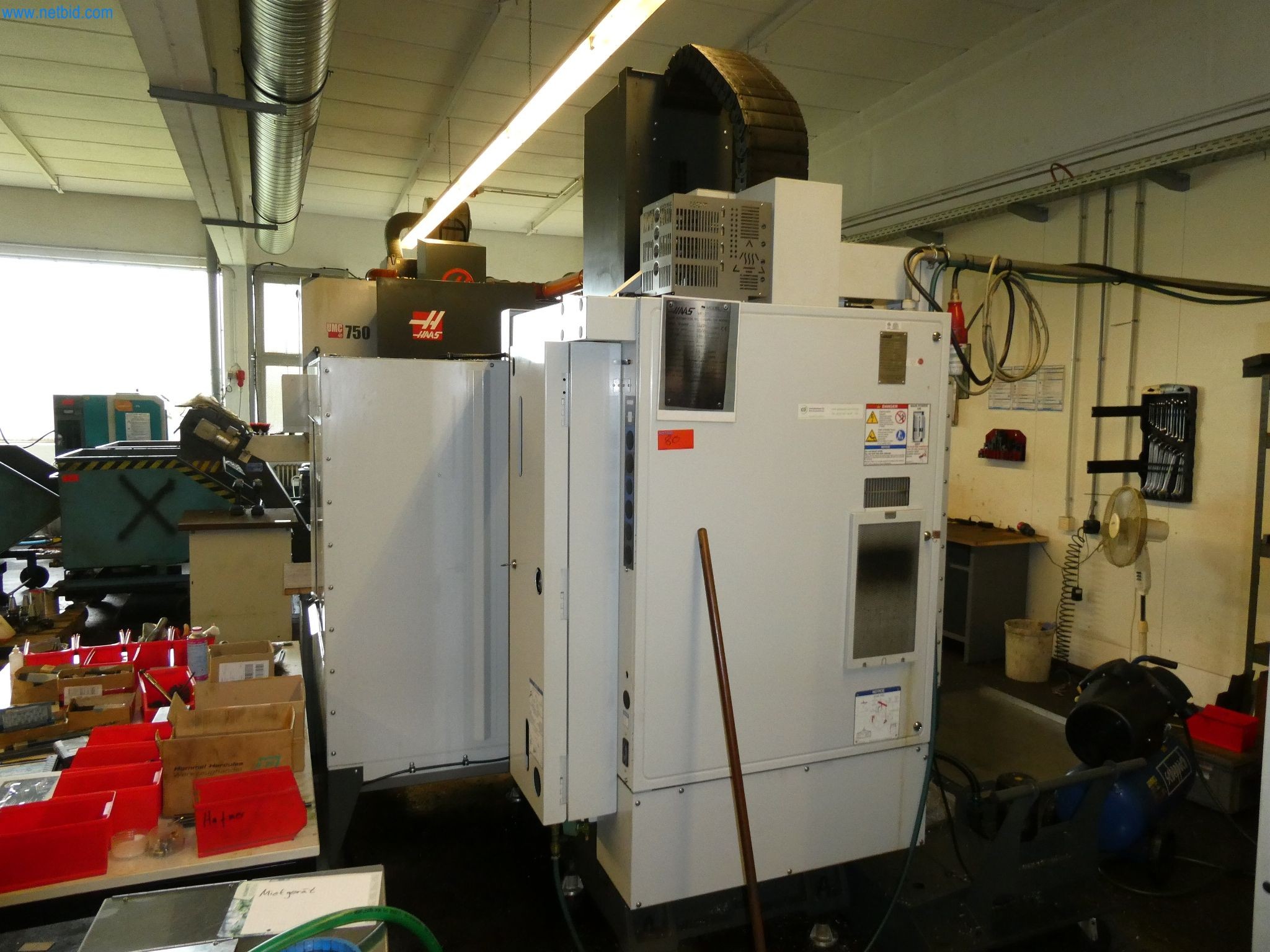 Máquinas do sector do fabrico CNC e da construção mecânica-1