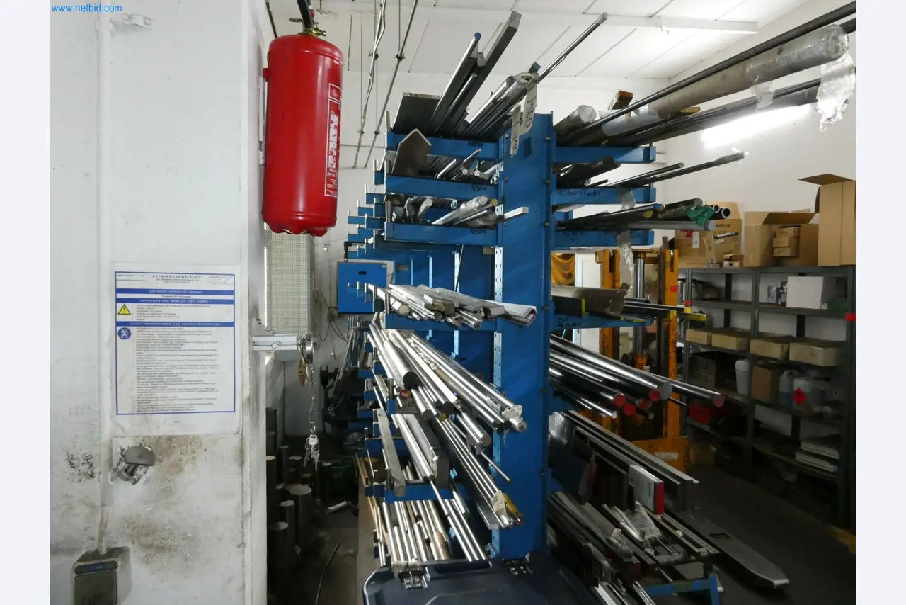 Machines op het gebied van CNC-productie en machinebouw-17