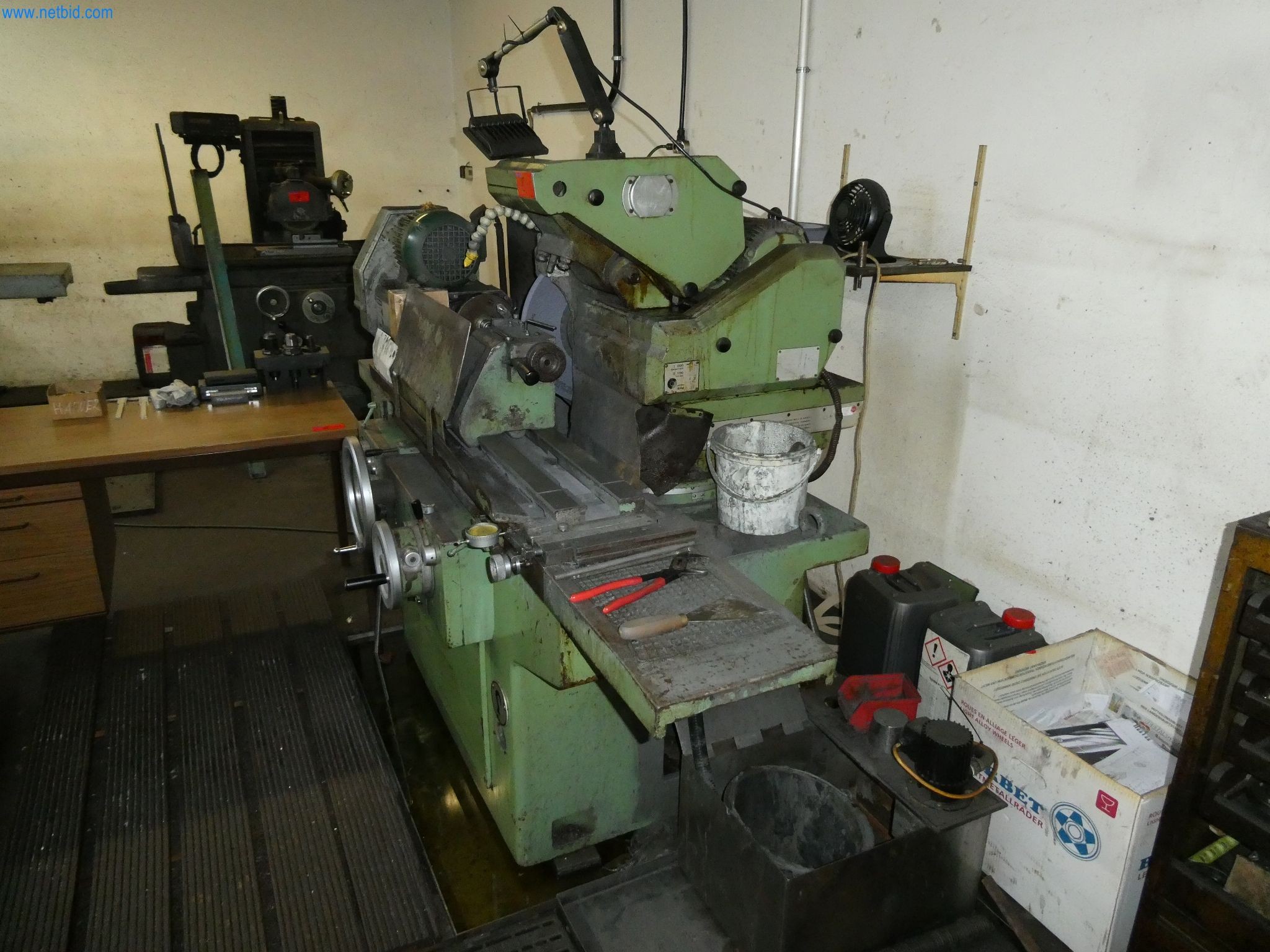 Maszyny z zakresu produkcji CNC i inżynierii mechanicznej-2