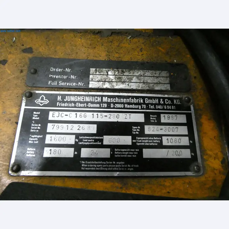 Stroje z oblasti CNC výroby a strojírenství-4