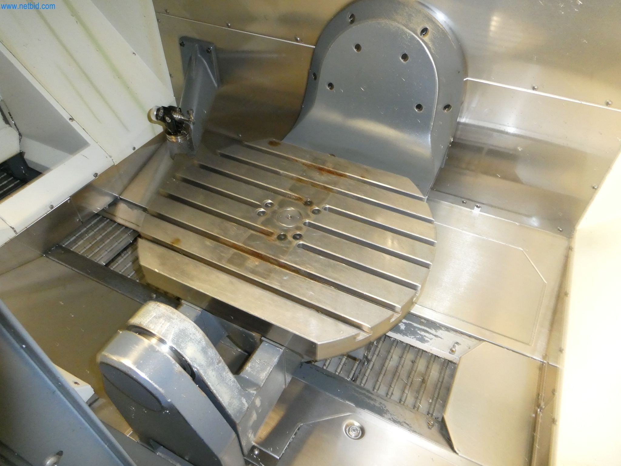 Maszyny z zakresu produkcji CNC i inżynierii mechanicznej-11