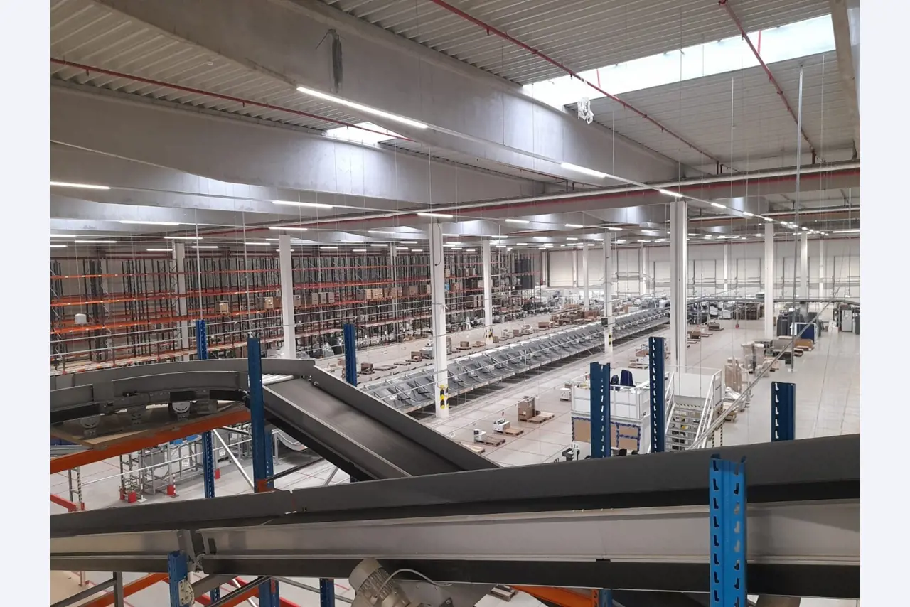 Modulare Förderstrecken, Regalsysteme, Transportförderer, Gabelstapler-13