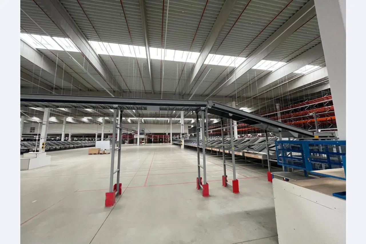 Modulare Förderstrecken, Regalsysteme, Transportförderer, Gabelstapler-3