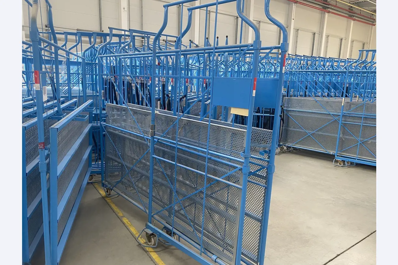 Modułowe linie przenośników, systemy regałów, przenośniki transportowe, wózki widłowe-2