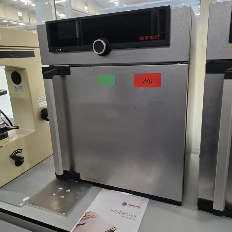 Broedmachine MEMMERT IN30