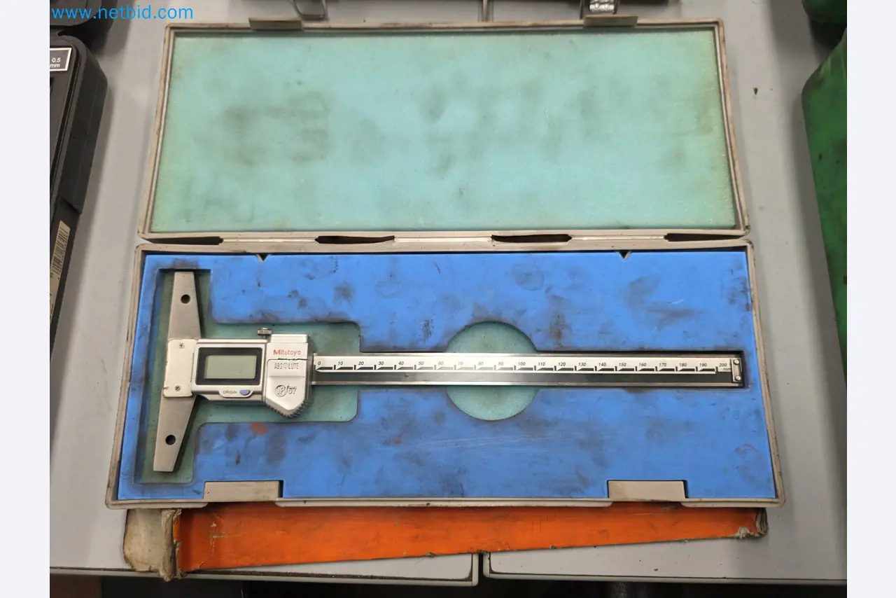 Vente aux enchères exclusive pour insolvabilité : machines, outils et équipements d'usine de Nano Automotive en Espagne-21