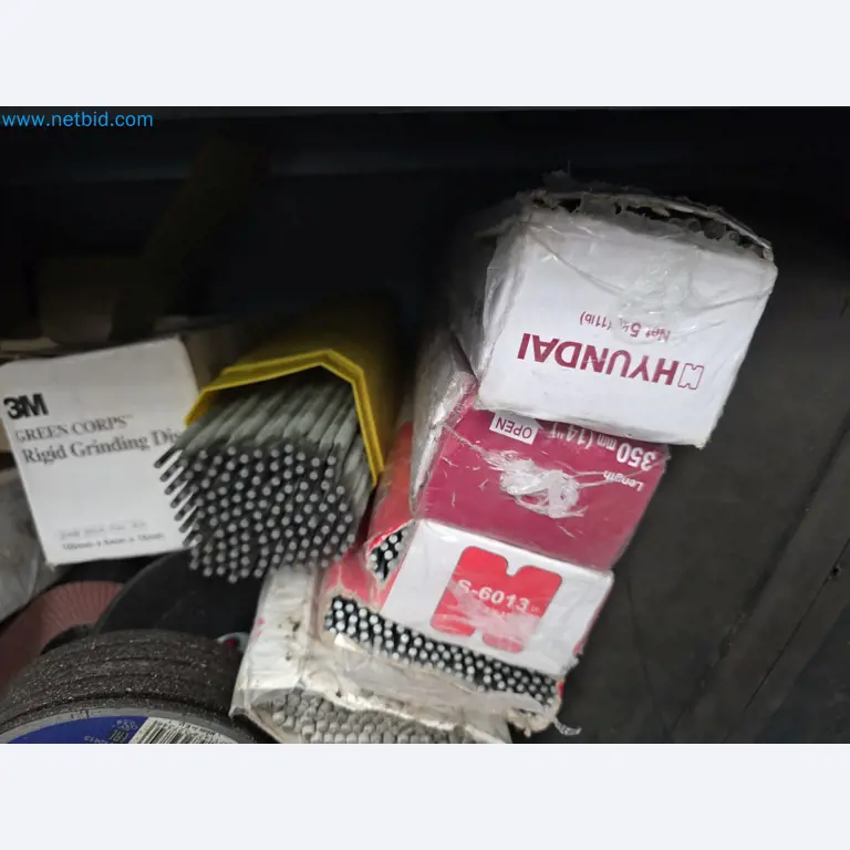 Vente aux enchères exclusive pour insolvabilité : machines, outils et équipements d'usine de Nano Automotive en Espagne-3