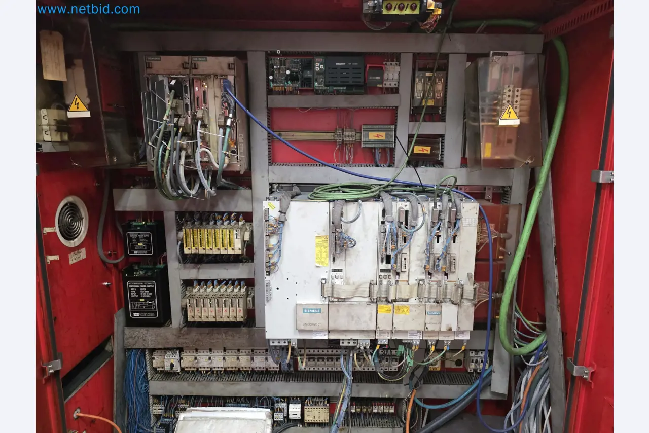 Exclusive Insolvency Sale: Machinery, Tools & Plant Equipment from Nano Automotive in Spain-38