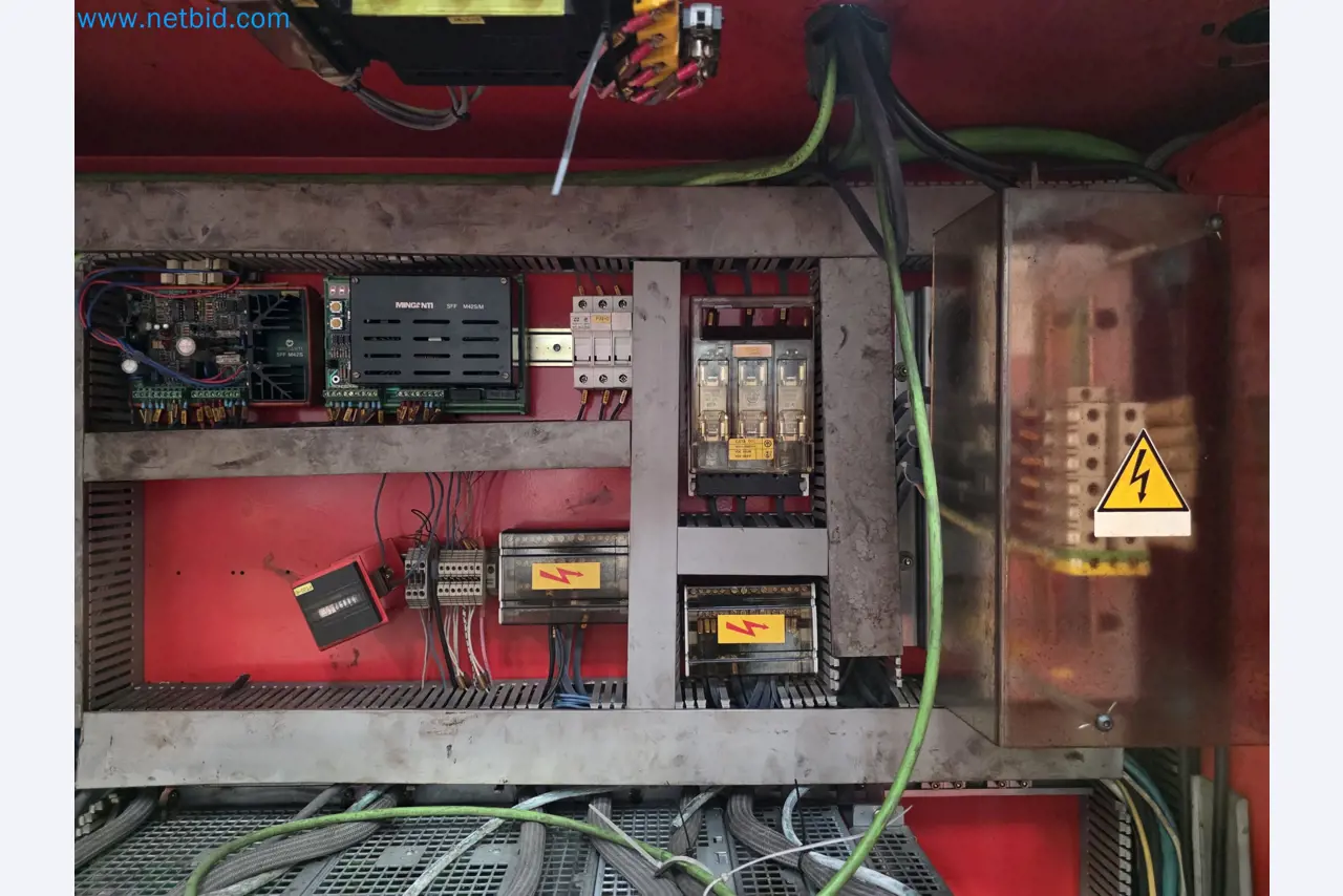 Exclusive Insolvency Sale: Machinery, Tools & Plant Equipment from Nano Automotive in Spain-53