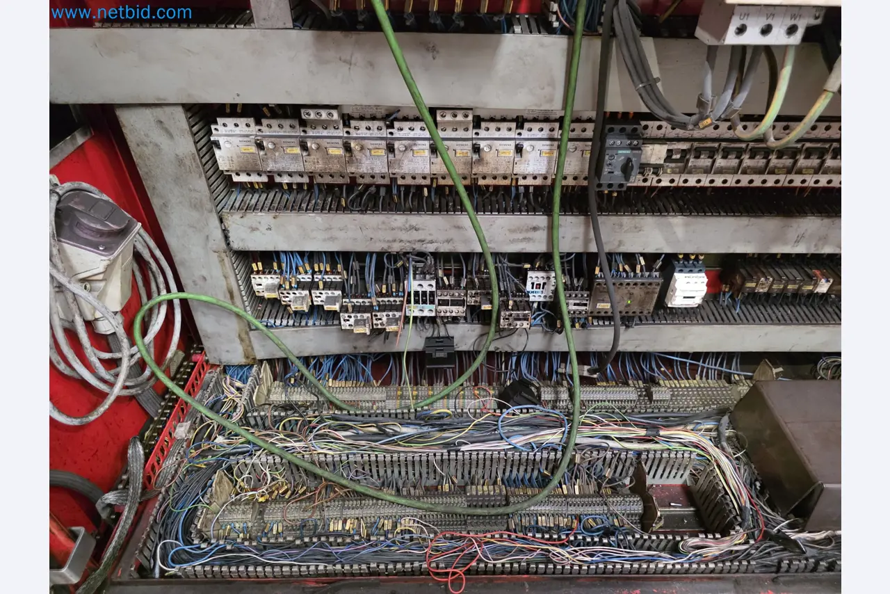 Exclusive Insolvency Sale: Machinery, Tools & Plant Equipment from Nano Automotive in Spain-56