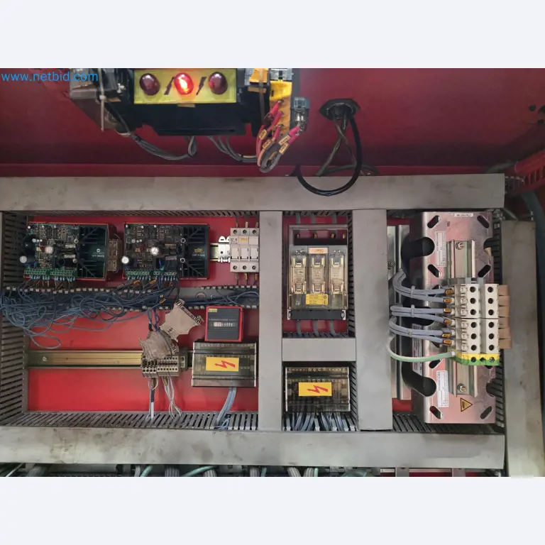 Exclusive Insolvency Sale: Machinery, Tools & Plant Equipment from Nano Automotive in Spain-40