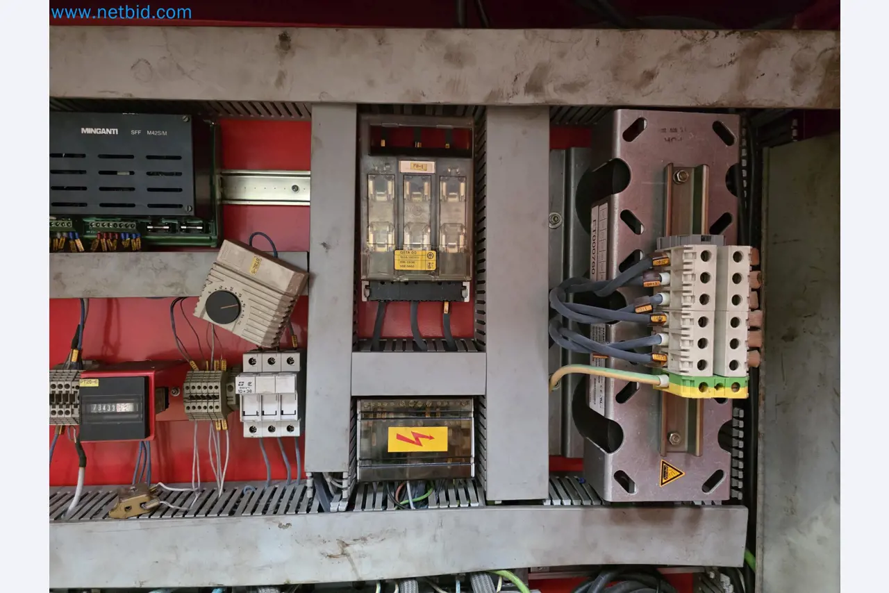 Exclusive Insolvency Sale: Machinery, Tools & Plant Equipment from Nano Automotive in Spain-59