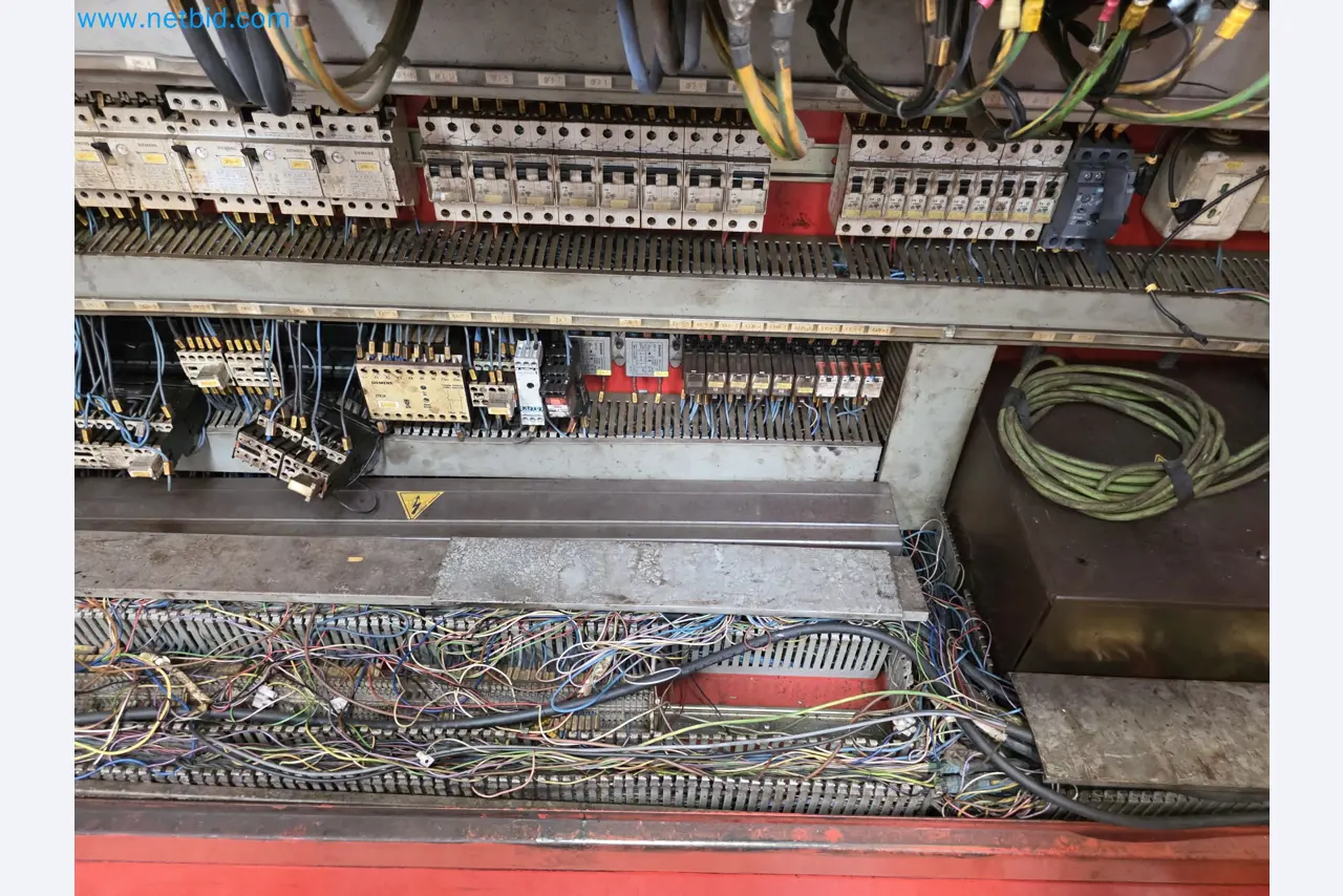 Exclusive Insolvency Sale: Machinery, Tools & Plant Equipment from Nano Automotive in Spain-47