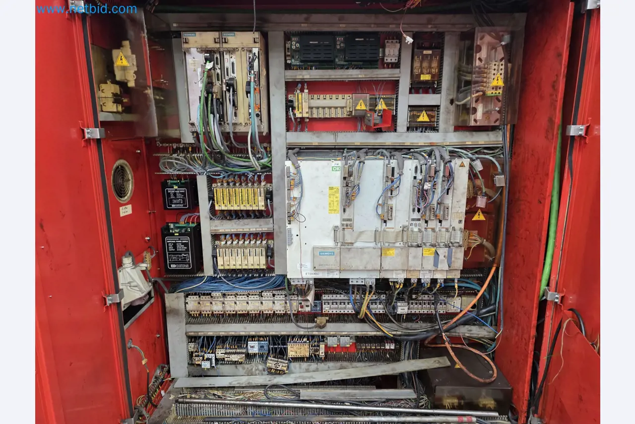 Exclusive Insolvency Sale: Machinery, Tools & Plant Equipment from Nano Automotive in Spain-60