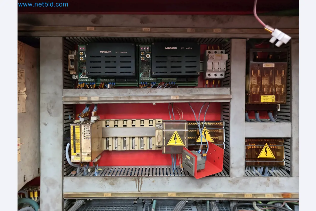 Exclusive Insolvency Sale: Machinery, Tools & Plant Equipment from Nano Automotive in Spain-62