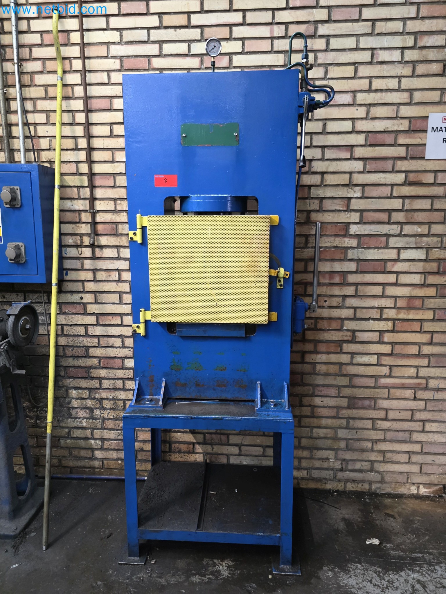 Ekskluzywna aukcja upadłościowa: maszyny, narzędzia i wyposażenie zakładu Nano Automotive w Hiszpanii-1