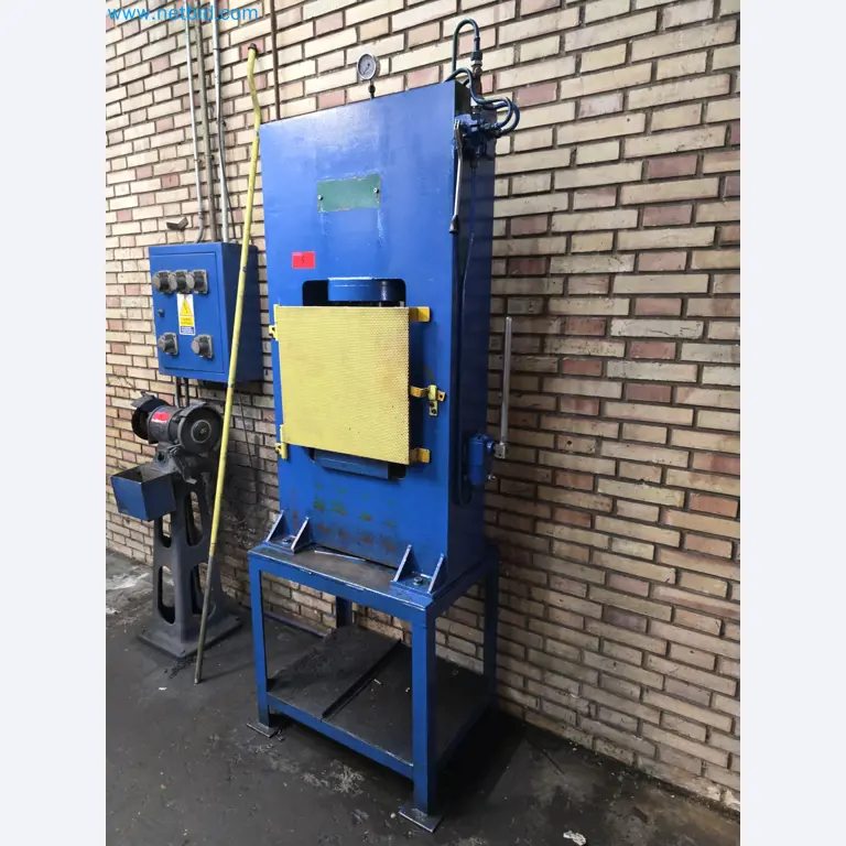 Vente aux enchères exclusive pour insolvabilité : machines, outils et équipements d'usine de Nano Automotive en Espagne-4