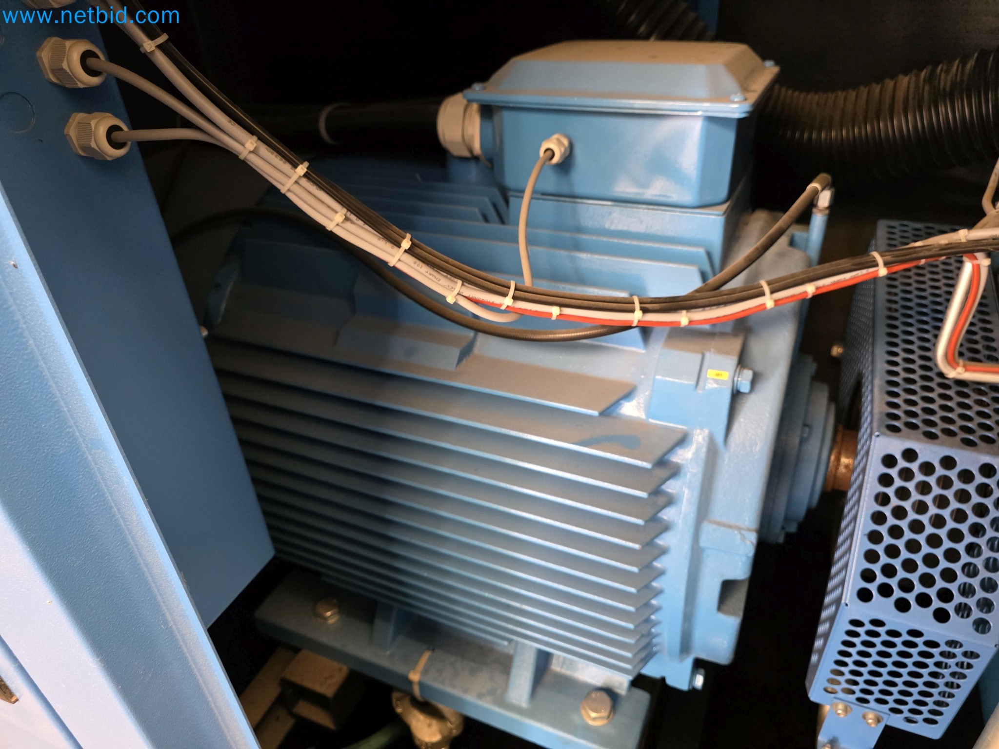 Leilão exclusivo de insolvência: máquinas, ferramentas e equipamento de fábrica da Nano Automotive em Espanha-6