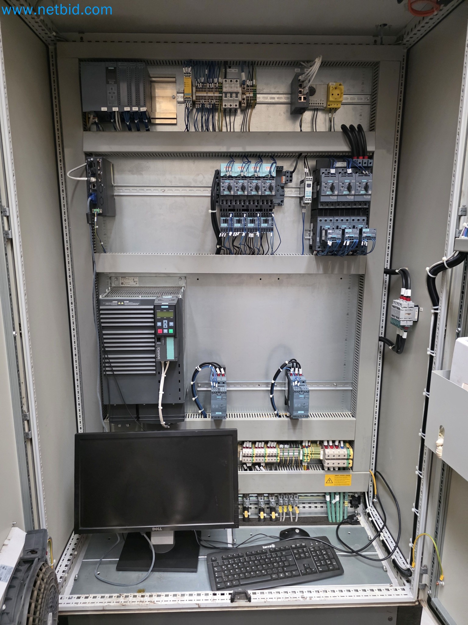 Vente aux enchères exclusive pour insolvabilité : machines, outils et équipements d'usine de Nano Automotive en Espagne-15