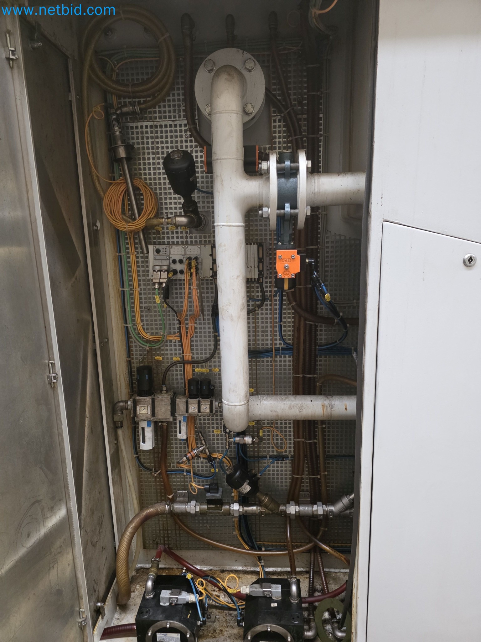 Vente aux enchères exclusive pour insolvabilité : machines, outils et équipements d'usine de Nano Automotive en Espagne-20