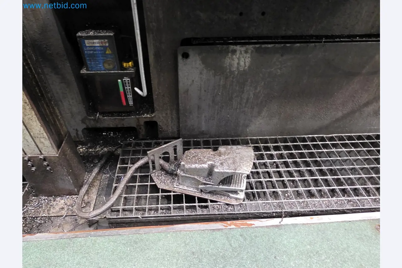 Exclusive Insolvency Sale: Machinery, Tools & Plant Equipment from Nano Automotive in Spain-19