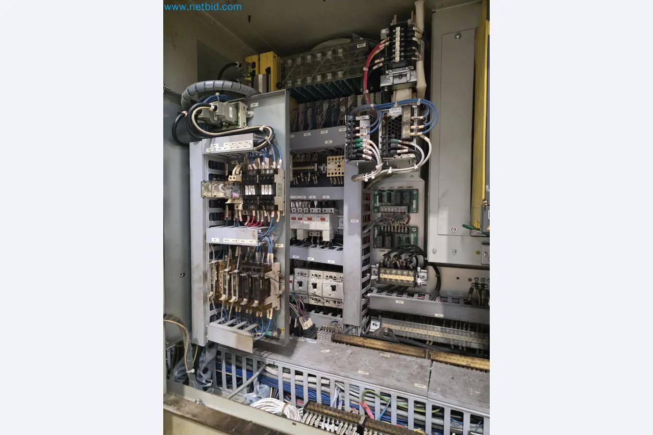 Exklusive Insolvenzauktion: Maschinen, Werkzeuge und Anlagenausstattung von Nano Automotive in Spanien-31