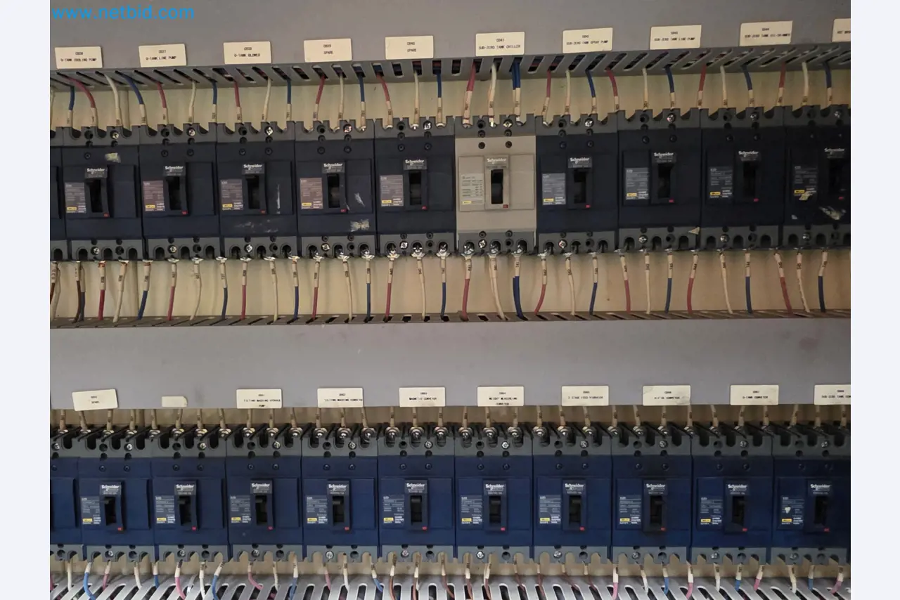 Ekskluzivna dražba v primeru insolventnosti: stroji, orodja in strojna oprema podjetja Nano Automotive v Španiji-101