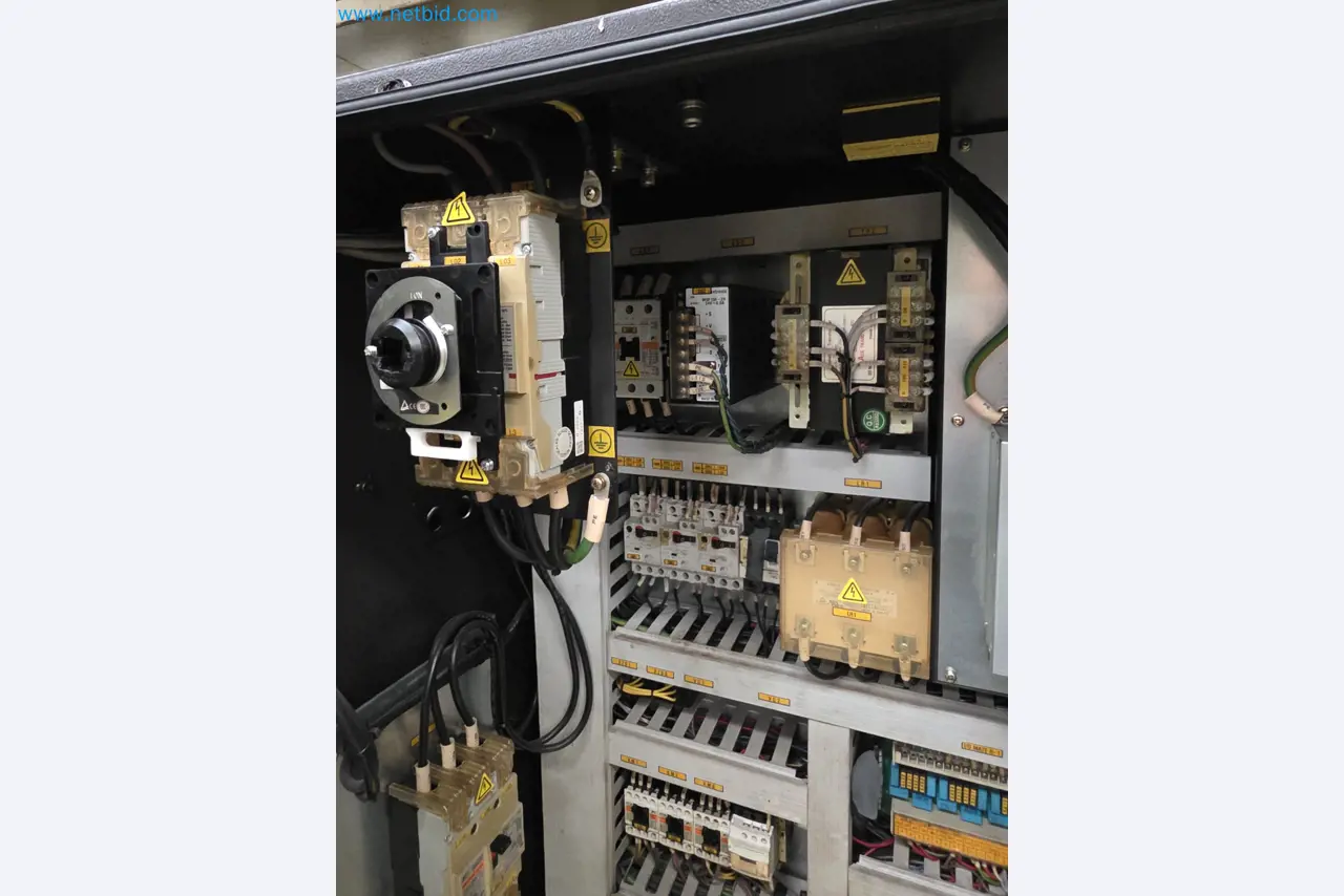 Exclusive Insolvency Sale: Machinery, Tools & Plant Equipment from Nano Automotive in Spain-102