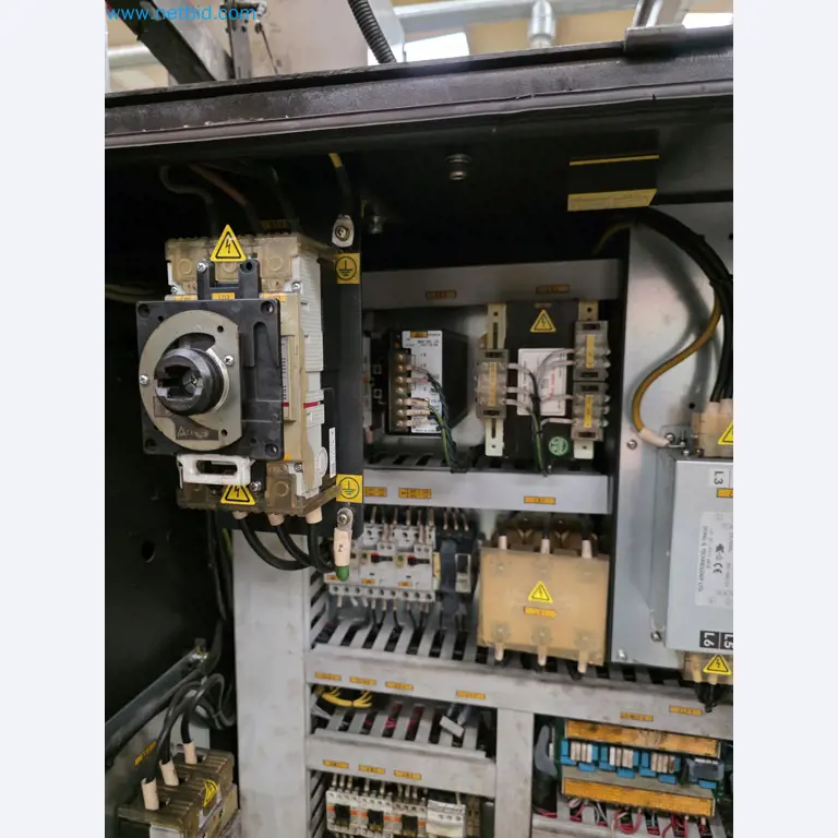 Exclusive Insolvency Sale: Machinery, Tools & Plant Equipment from Nano Automotive in Spain-114