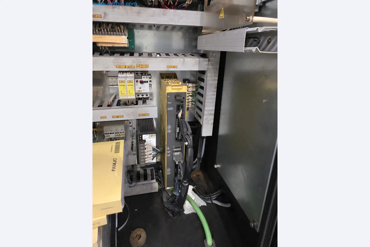 Exclusive Insolvency Sale: Machinery, Tools & Plant Equipment from Nano Automotive in Spain-95