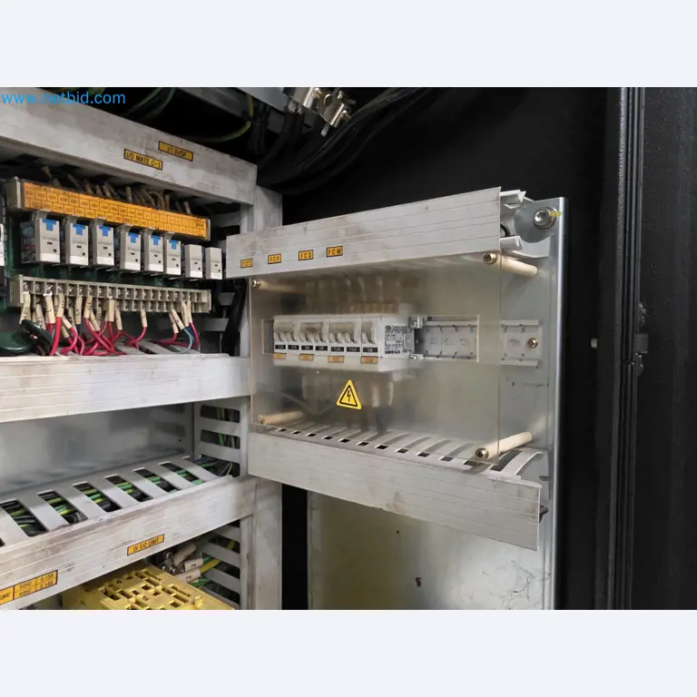 Exclusieve faillissementsveiling: machines, gereedschap en fabrieksuitrusting van Nano Automotive in Spanje-102