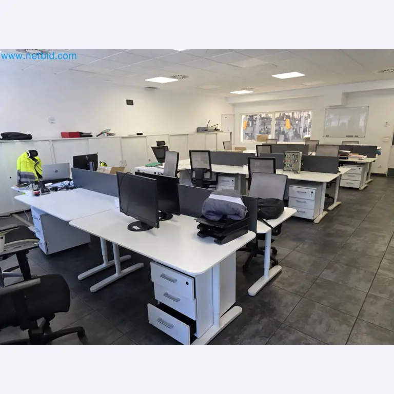 Immobilienanlagen von Nano Automotive SL in Tudela, Navarra (Spanien)-52