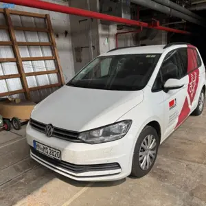 Passenger car (Knockdown is subject to approval) Volkswagen Touran