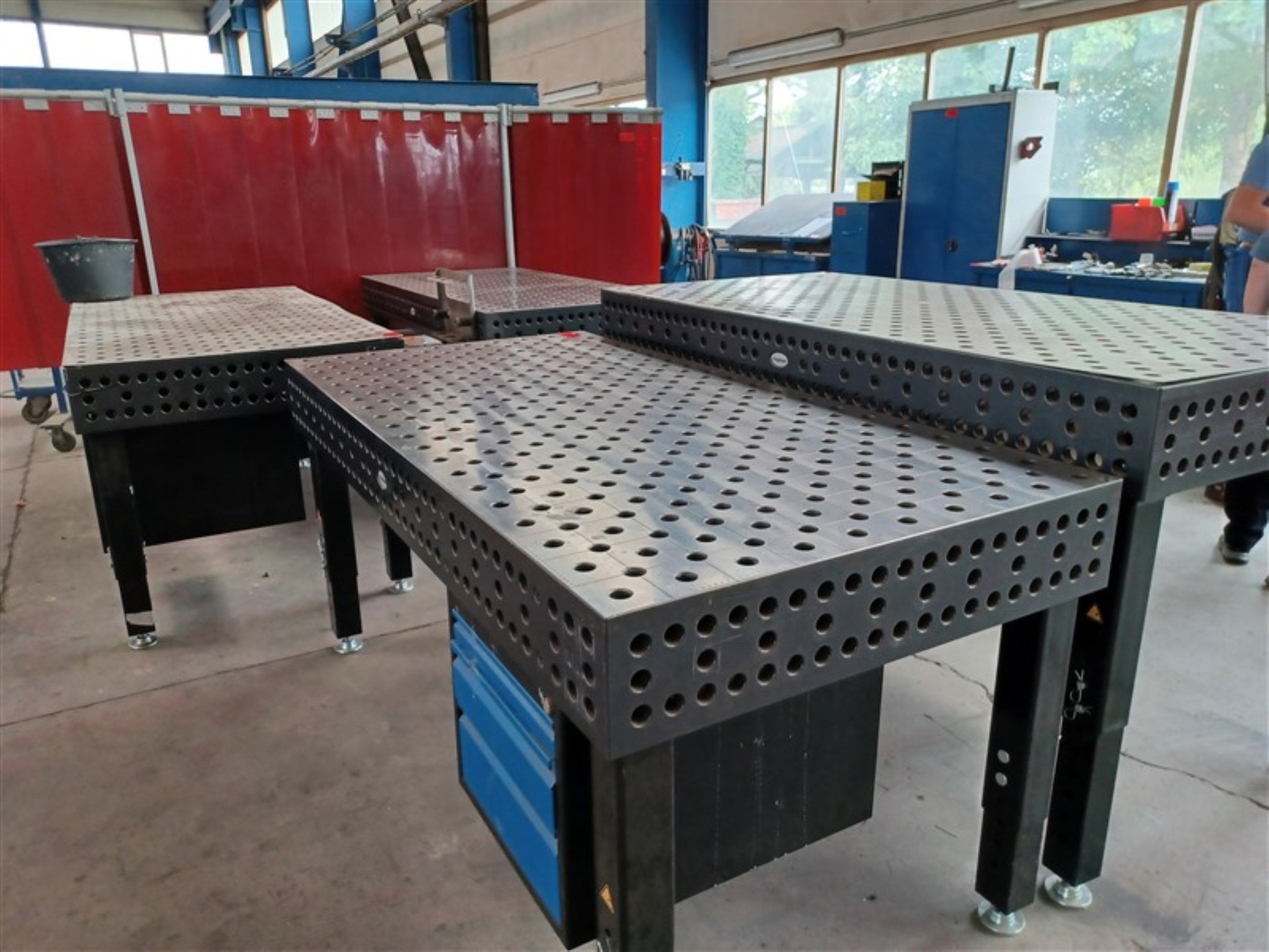 Equipos y máquinas de taller en buen estado de la antigua empresa Hülsenbusch Apparatebau-5