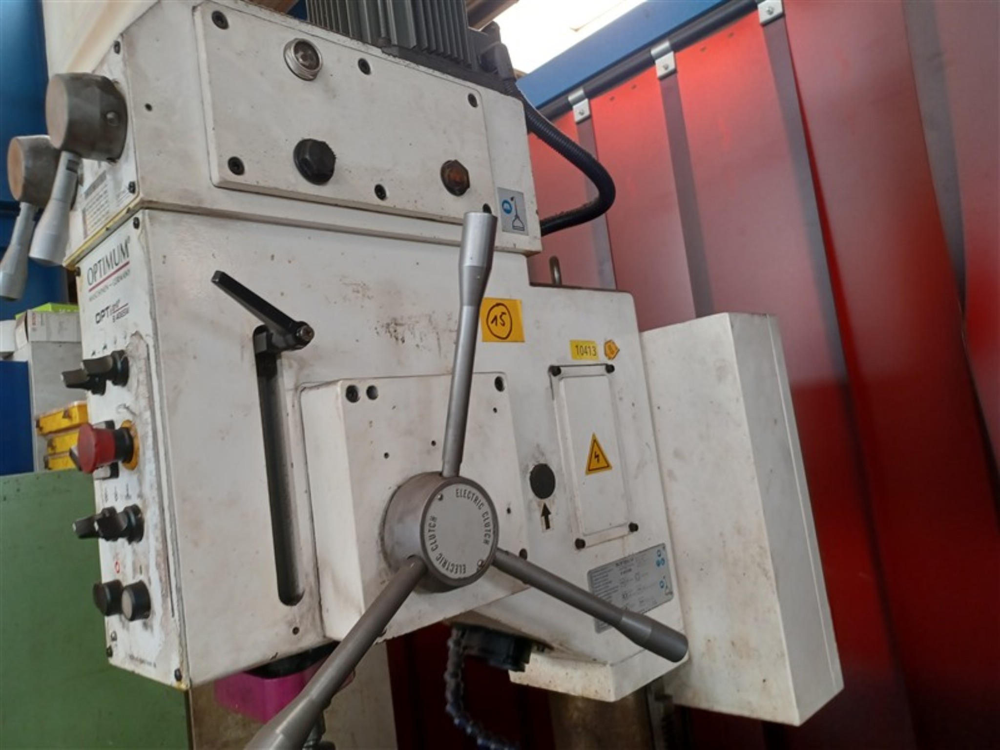 Equipement d'atelier bien entretenu et machines de l'ancienne société Hülsenbusch Apparatebau-2