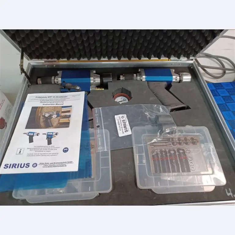 un équipement d'atelier bien entretenu ainsi que des machines de la société Hülsenbusch Apparatebau-3