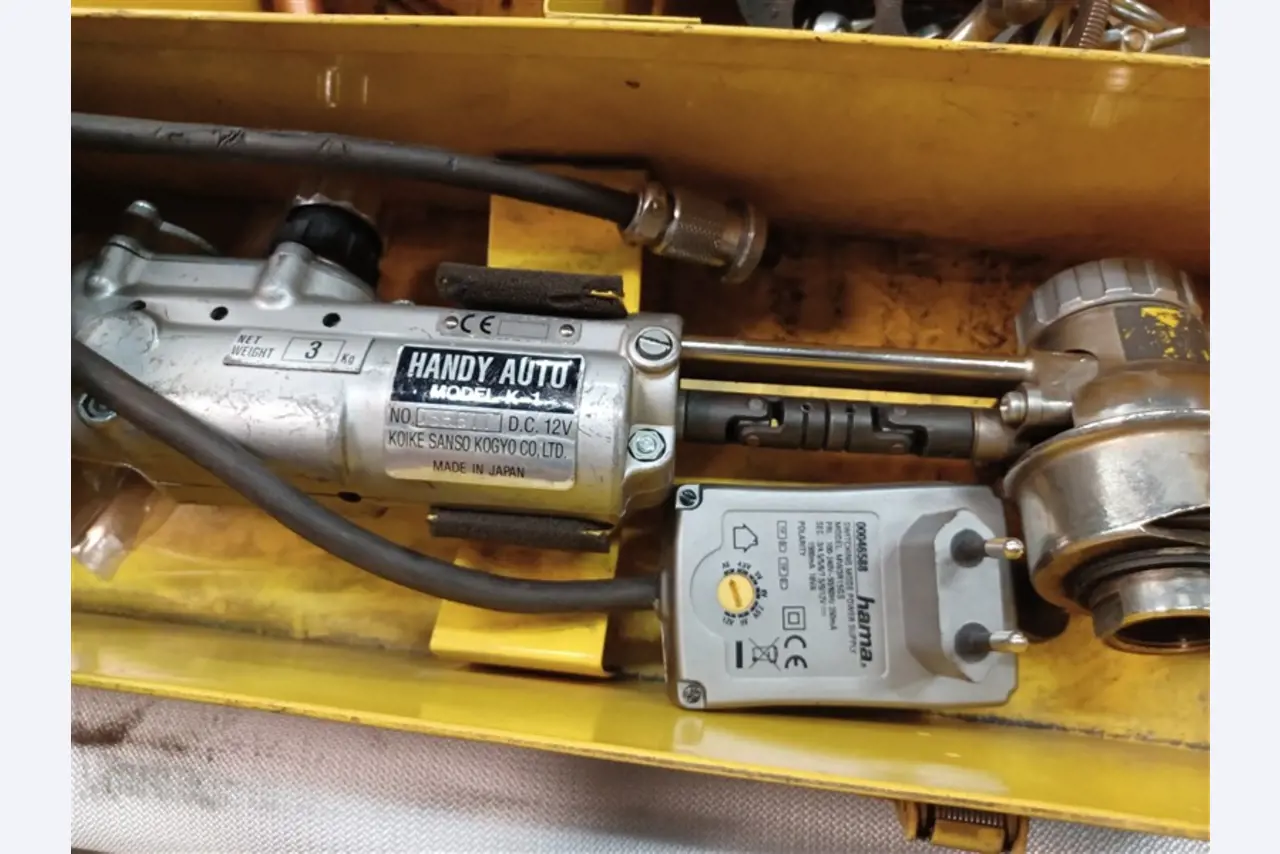 Equipos y máquinas de taller en buen estado de la antigua empresa Hülsenbusch Apparatebau-1