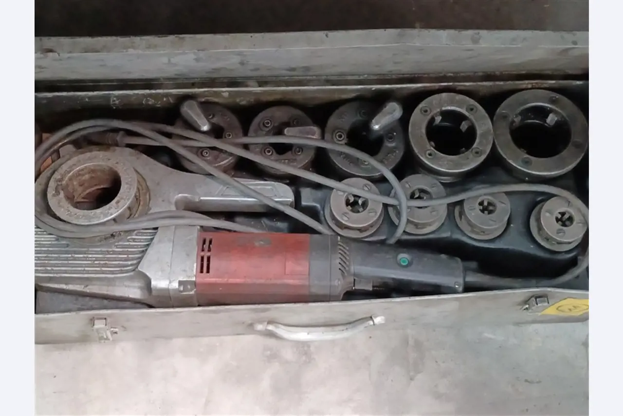 Well-maintained workshop equipment and machines from fmr. Hülsenbusch Apparatebau-1