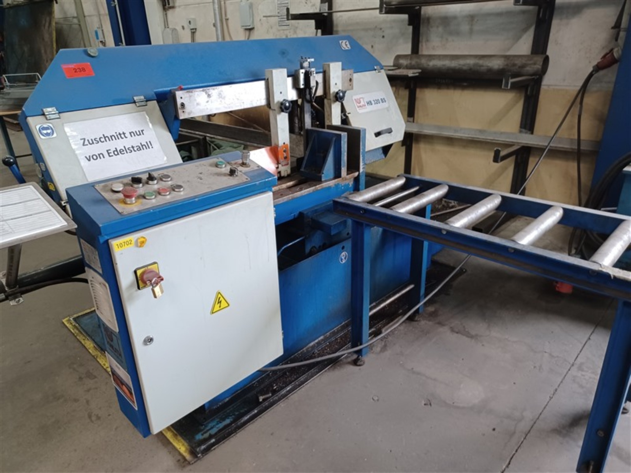 Dobrze utrzymany sprzęt warsztatowy i maszyny dawnej firmy Hülsenbusch Apparatebau-1